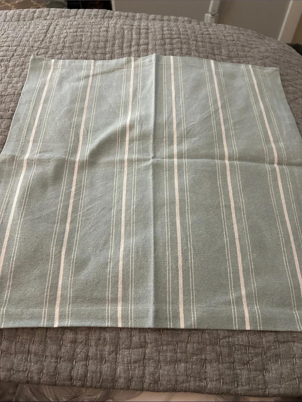 Pottery Barn Set of 8 Striped Cotton Napkins -teal blue-20” square